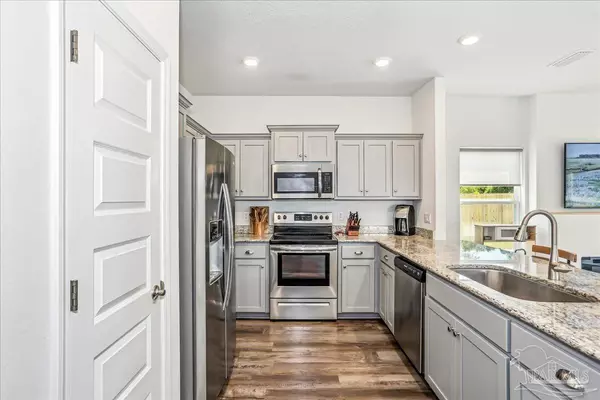 Pensacola, FL 32504,7181 Sonny Dr