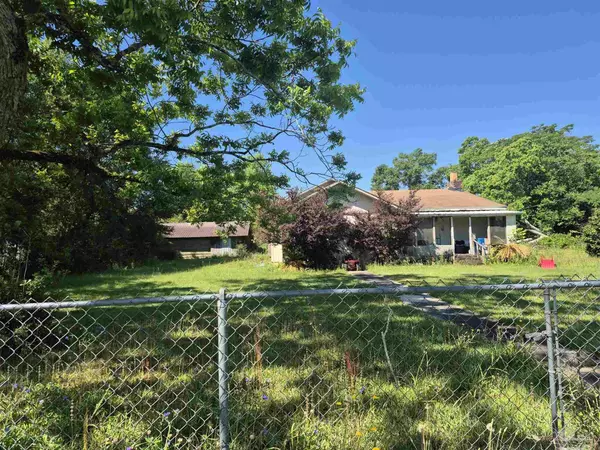 1075 S Hwy 95 A, Cantonment, FL 32533