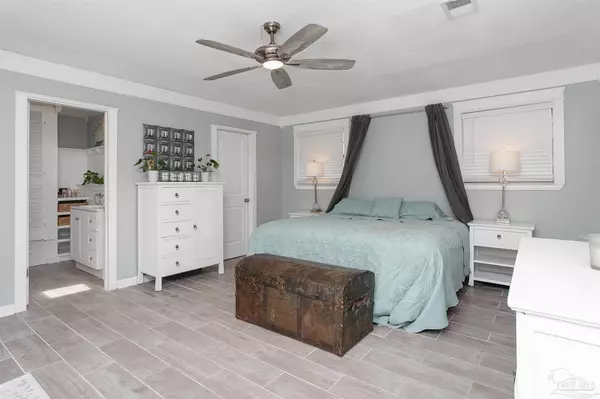 Pensacola, FL 32507,1 Arapaho Dr
