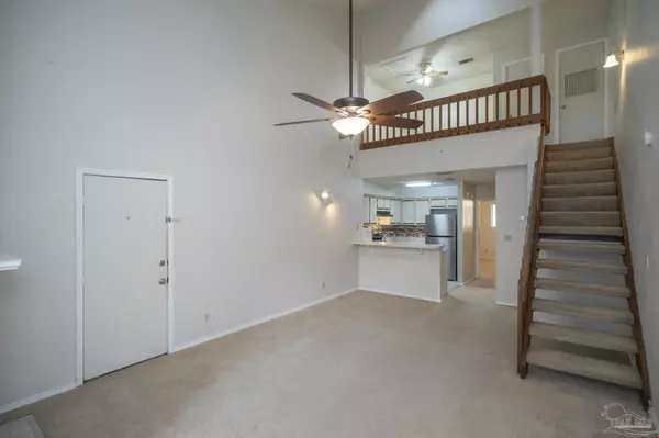 Pensacola, FL 32504,5001 Grande Dr