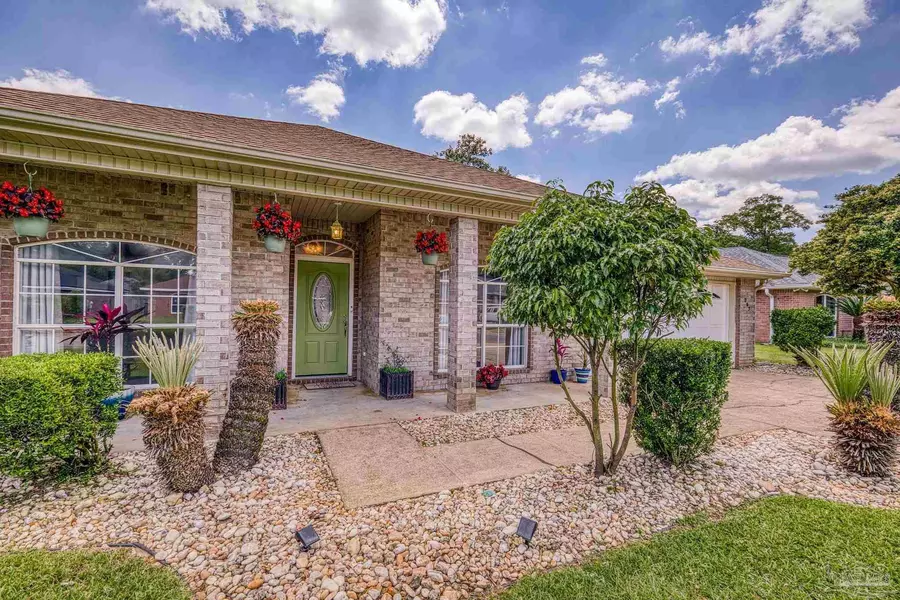 205 Majestic Ct, Pensacola, FL 32534