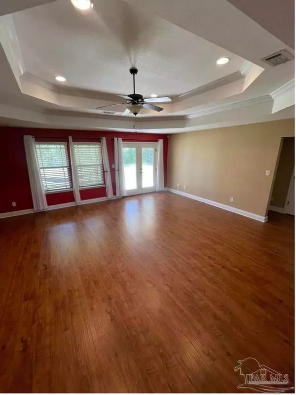 Navarre, FL 32566,8177 Tavira St