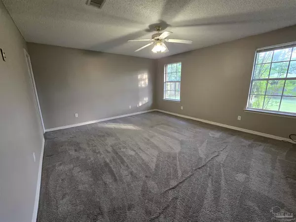 Pace, FL 32571,5233 Chumuckla Hwy