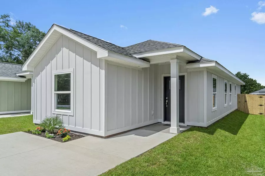 8609 Doris Ave, Pensacola, FL 32534