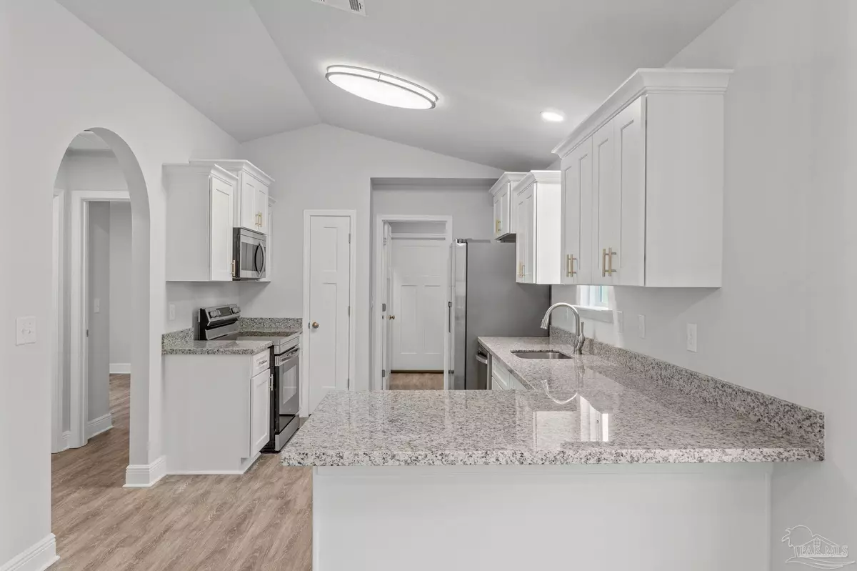 Pensacola, FL 32534,8609 Doris Ave