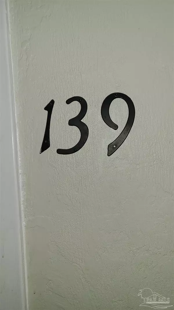 Pensacola, FL 32502,224 E Garden St