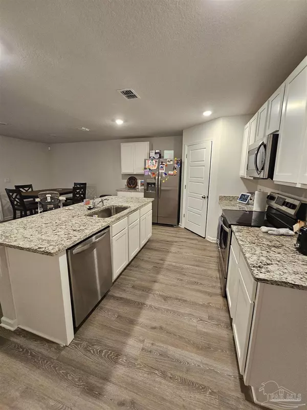 Pensacola, FL 32526,6304 Burrow Ln