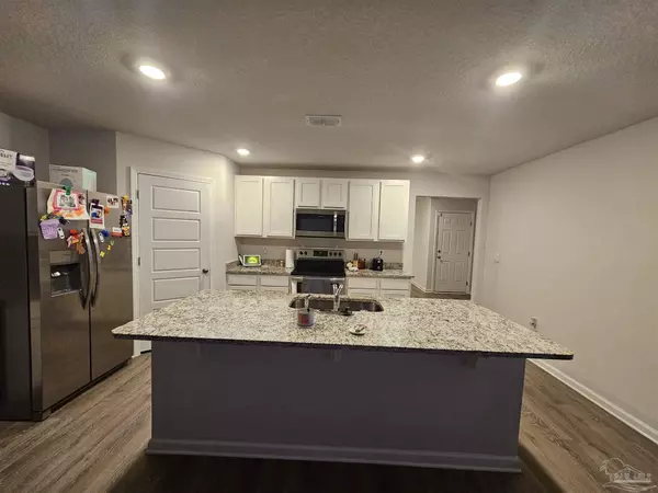 Pensacola, FL 32526,6304 Burrow Ln