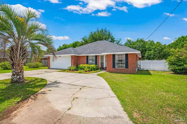 Pace, FL 32571,4623 Hamilton Bridge Rd