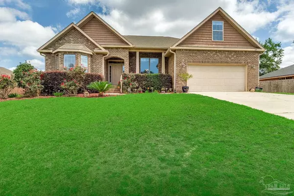 628 Mohegan Cir,  Cantonment,  FL 32533