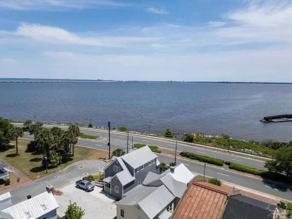 431 E Zarragossa St, Pensacola, FL 32502