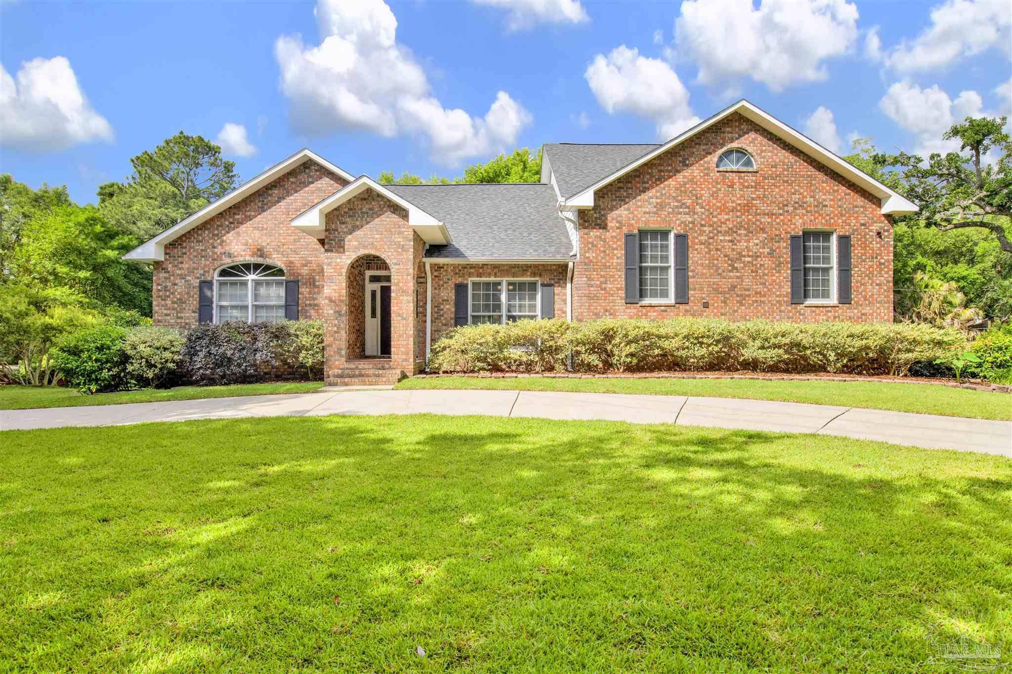 4581 Baybrook Dr, Pensacola, FL 32514