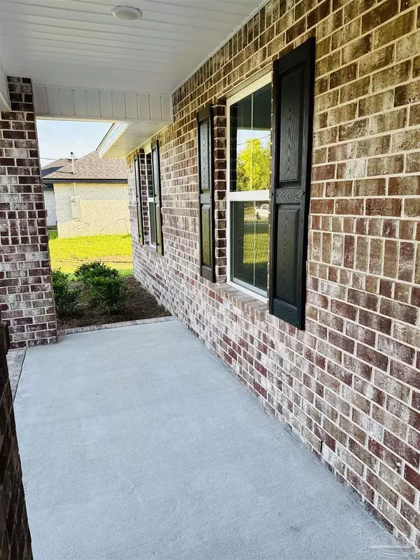 Milton, FL 32583,7919 Twin Lake Dr