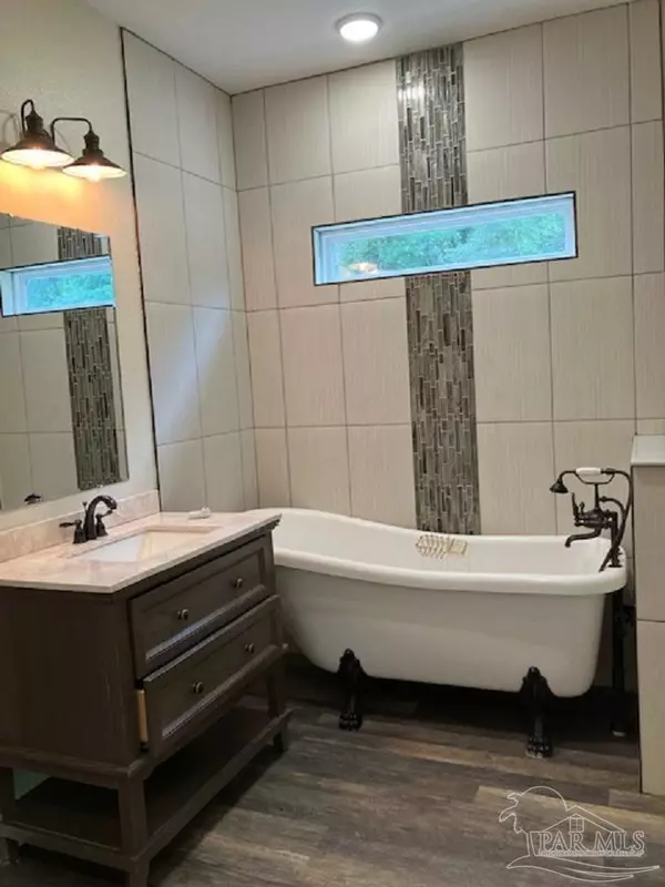 Milton, FL 32570,5434 Lilac Ave