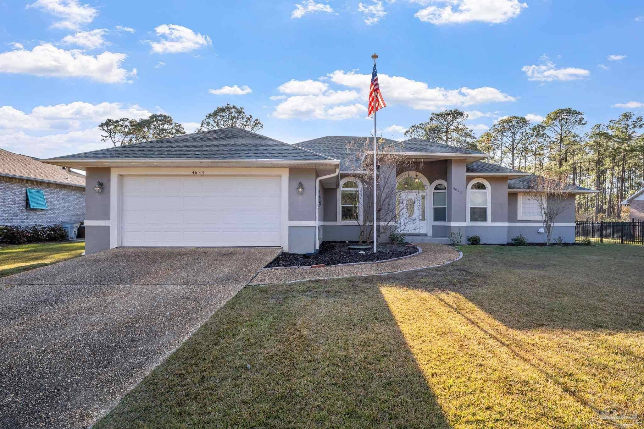 4633 Bayside Dr, Milton, FL 32583