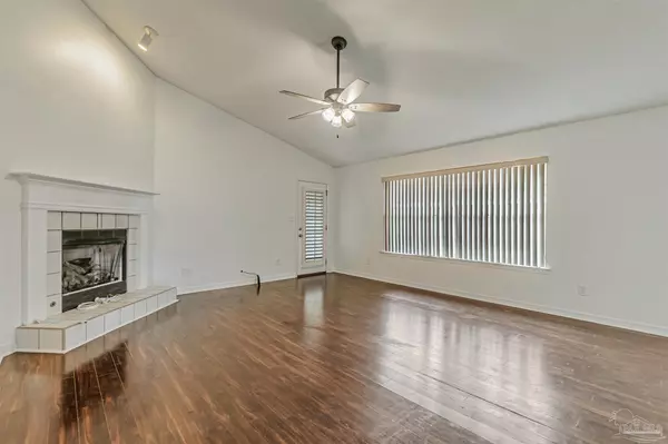 Pensacola, FL 32526,3304 Linger Ct
