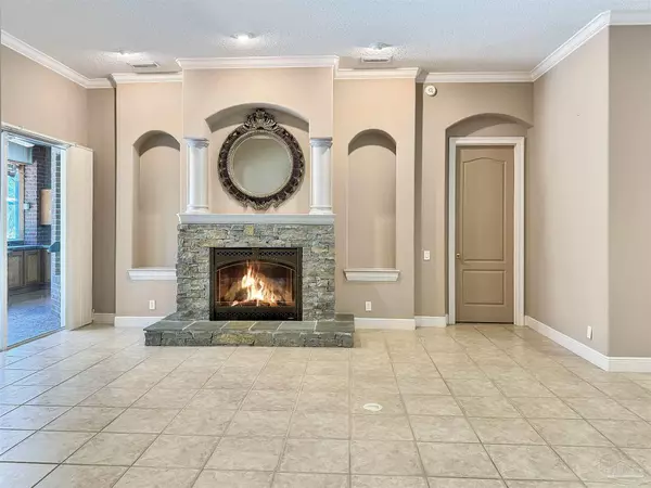 Gulf Breeze, FL 32563,4436 Soundside Dr