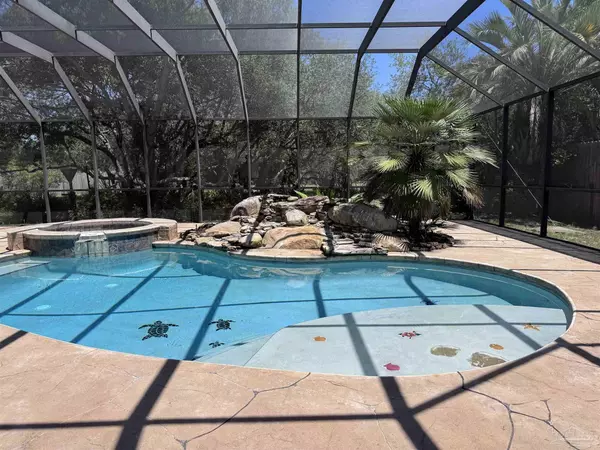 Gulf Breeze, FL 32563,4436 Soundside Dr