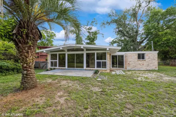 Milton, FL 32570,6463 Barnes St