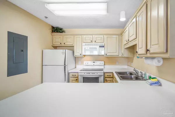Pensacola, FL 32507,13500 Sandy Key Dr