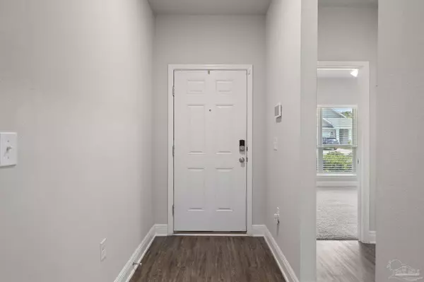 Pensacola, FL 32526,7708 Burnside Loop