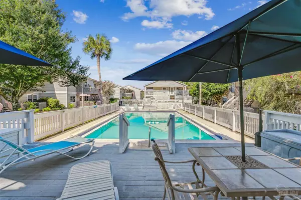 Gulf Breeze, FL 32561,1100 Shoreline Dr