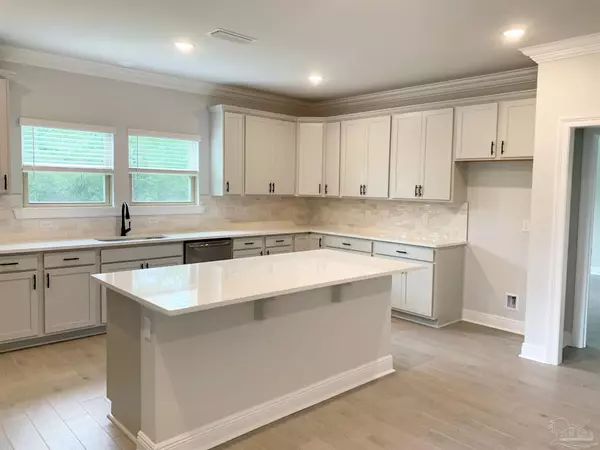 Pace, FL 32571,5314 Adeline Cir