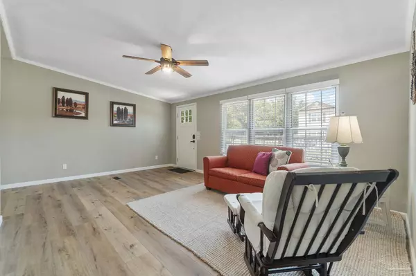 Pensacola, FL 32507,5301 Yellow Bluff Rd