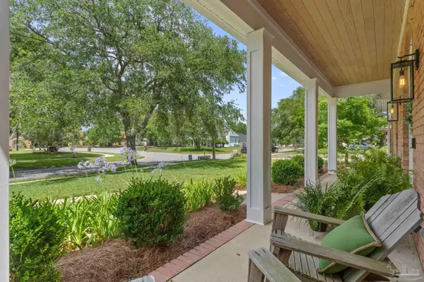 Pensacola, FL 32503,2861 Semoran Dr