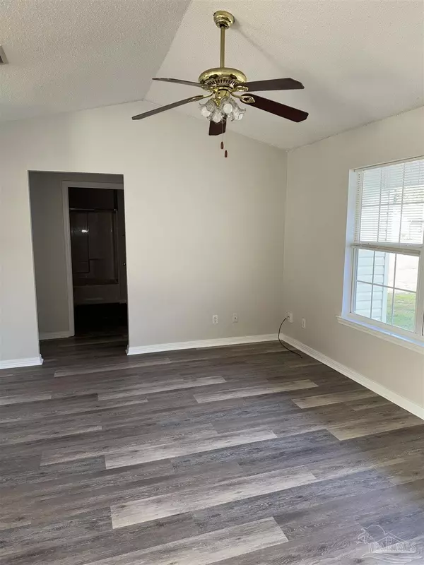 Milton, FL 32570,7228 Bogey Ln
