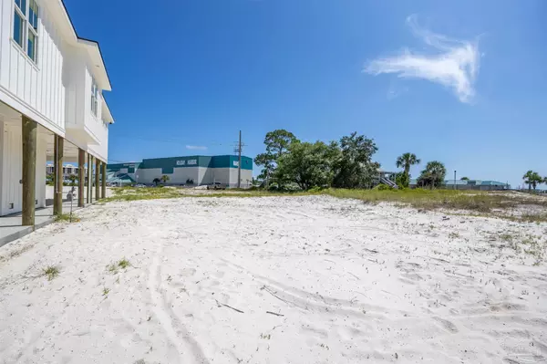 Pensacola, FL 32507,14076 Waterview Dr