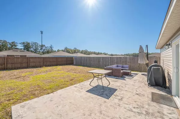 Milton, FL 32583,4378 Jitterbug St