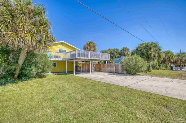 Pensacola Beach, FL 32561,900 Largo Dr