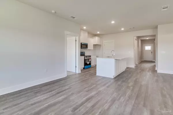 Gulf Breeze, FL 32563,5873 Dove Nest Rd