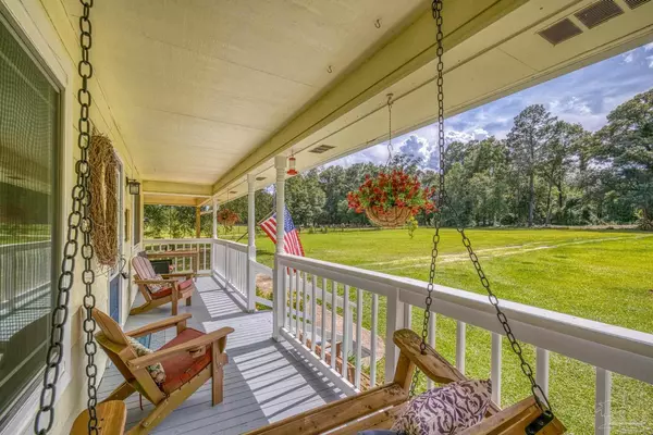 Baker, FL 32531,6043 Dairy Rd