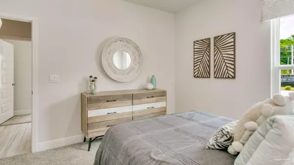 Milton, FL 32570,5664 Clarity St