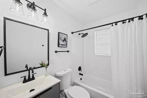 Pace, FL 32571,4352 Watkins St