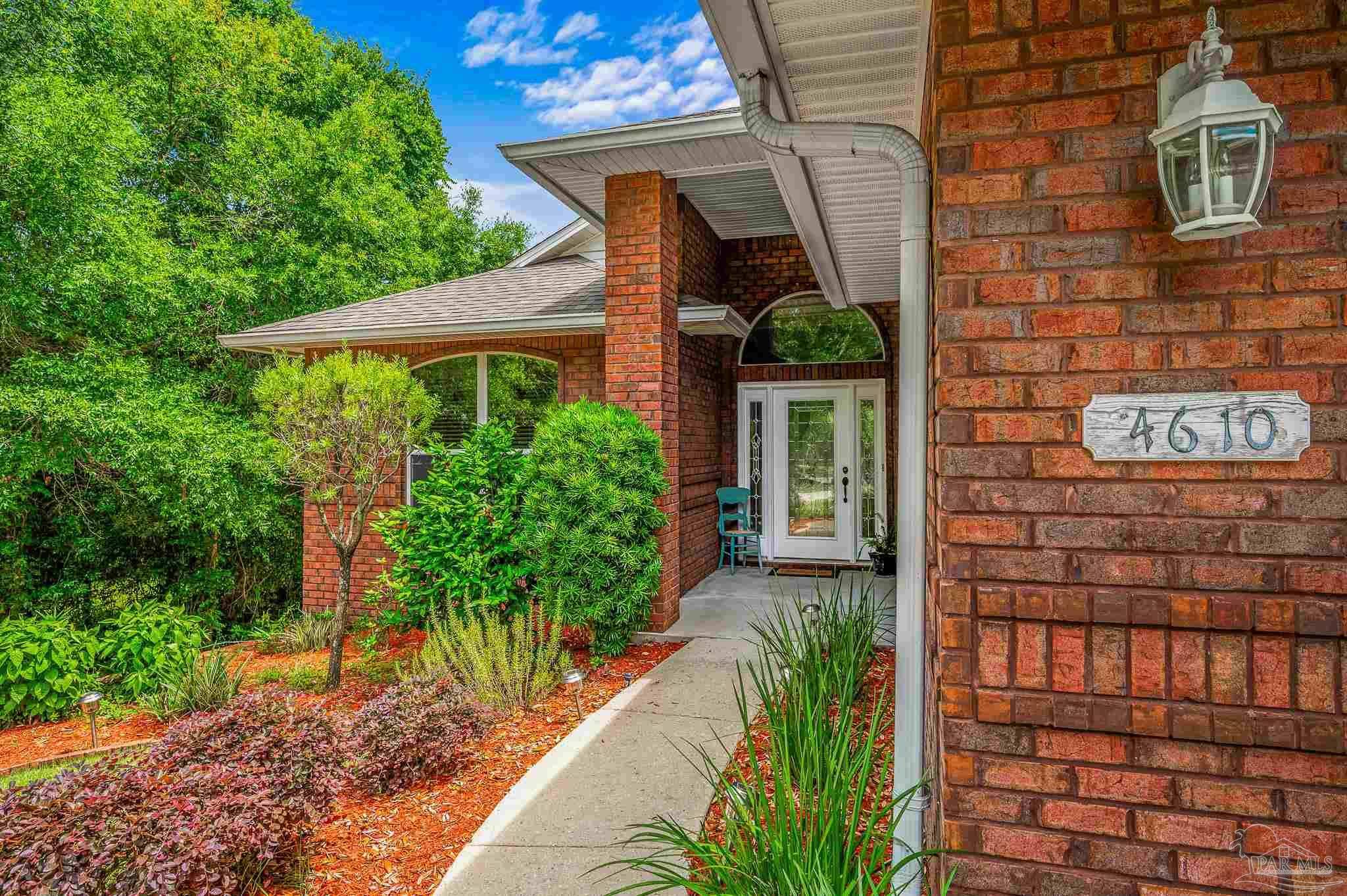 Pensacola, FL 32504,4610 Peacock Dr