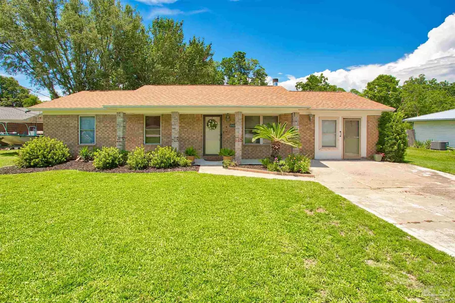 2962 Ranchette Sq, Gulf Breeze, FL 32563