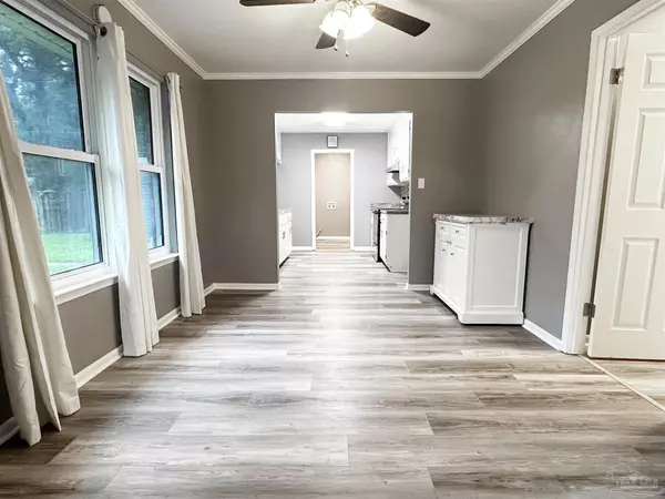 Pensacola, FL 32505,6910 Cornelius Ln