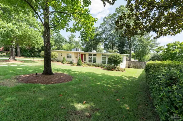 Pensacola, FL 32503,2810 Magnolia Ave