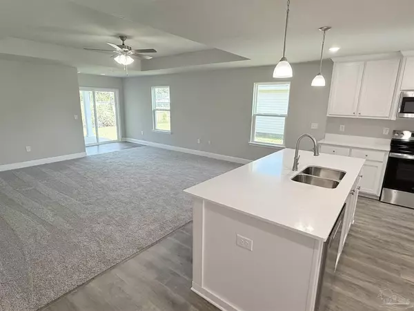 Pensacola, FL 32526,9687 Angel Oak Dr