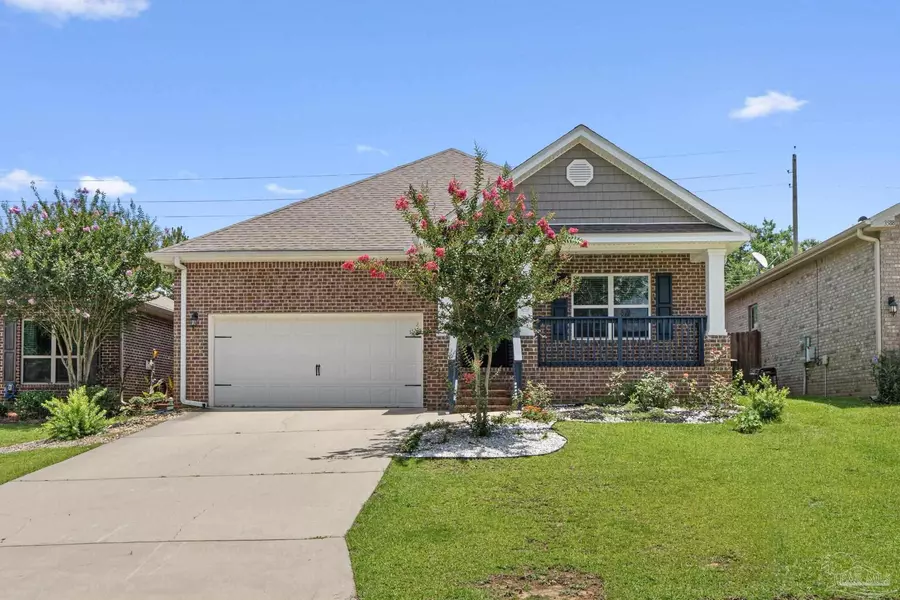 3594 Whitetail Ln, Pensacola, FL 32526