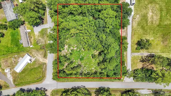 Milton, FL 32583,1 Petersen Pt Rd