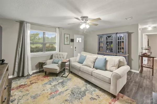 Crestview, FL 32539,5519 Royal St