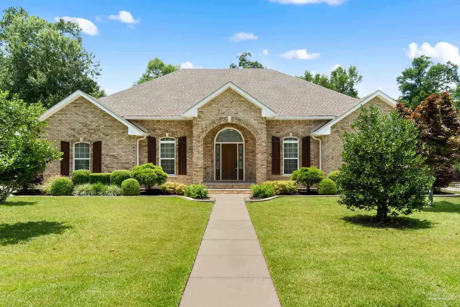 8821 Marsh Elder Dr, Pensacola, FL 32526