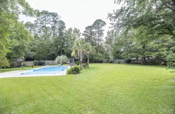 Pace, FL 32571,5013 Roland Rd