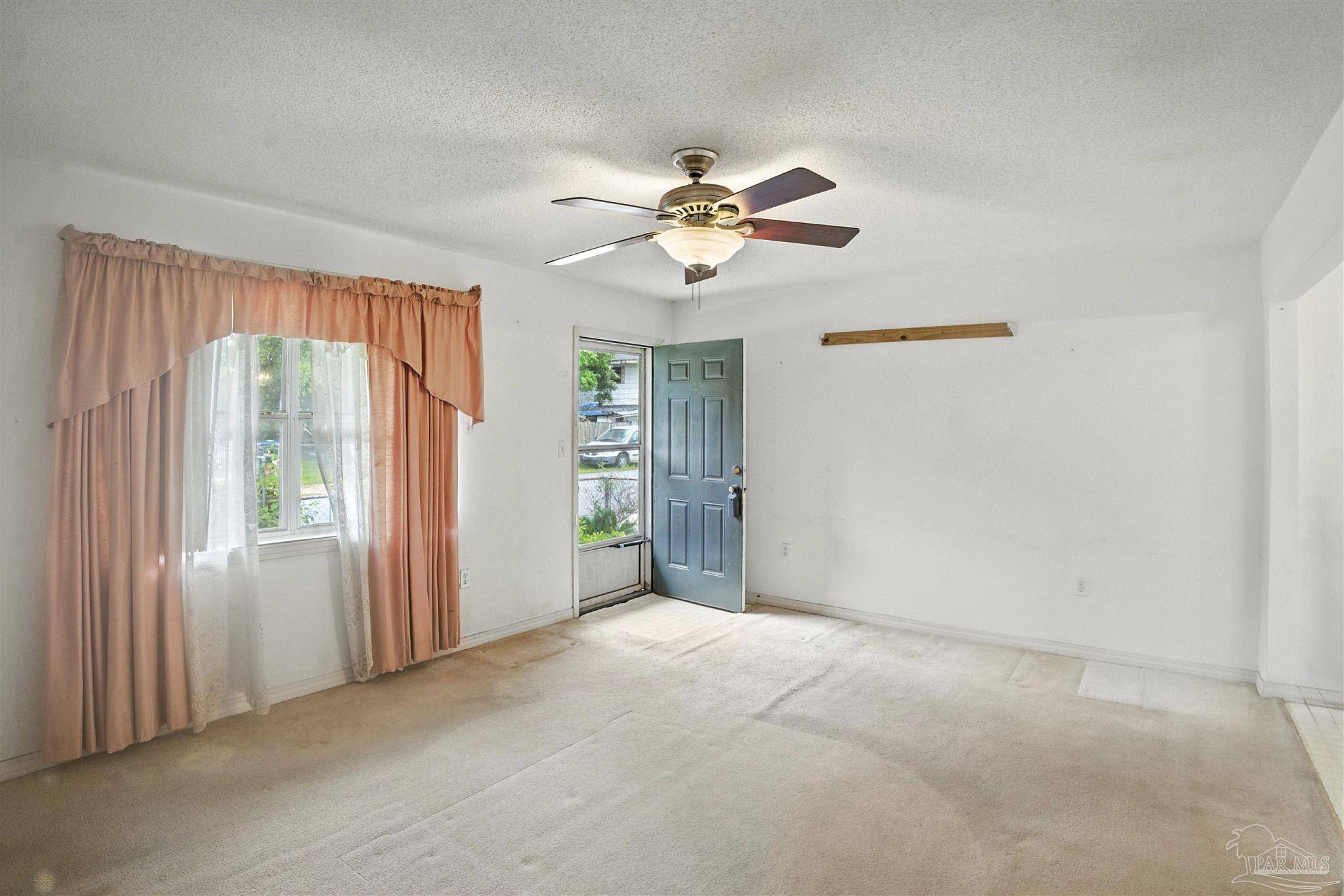 Pensacola, FL 32534,772 Dunkirk St