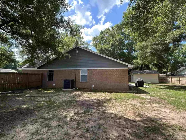 Pace, FL 32571,5161 Trenton Dr