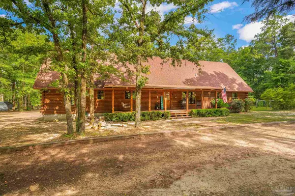 5465 Pilgrim Trl W, Molino, FL 32577